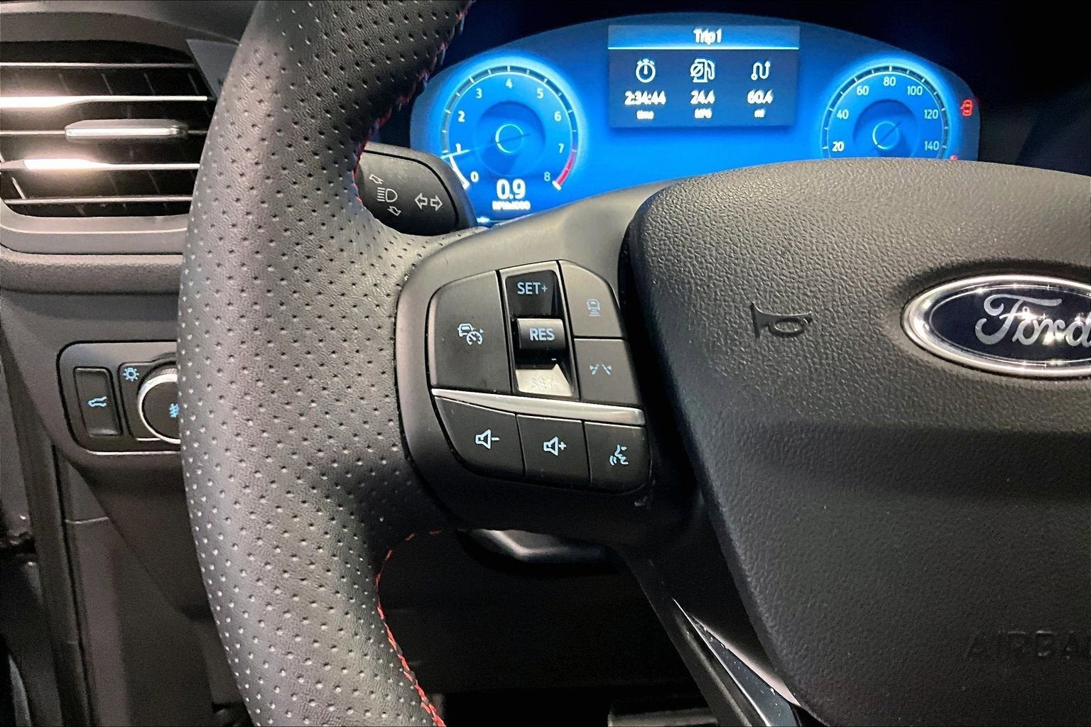 2024 Ford Escape ST-Line Elite