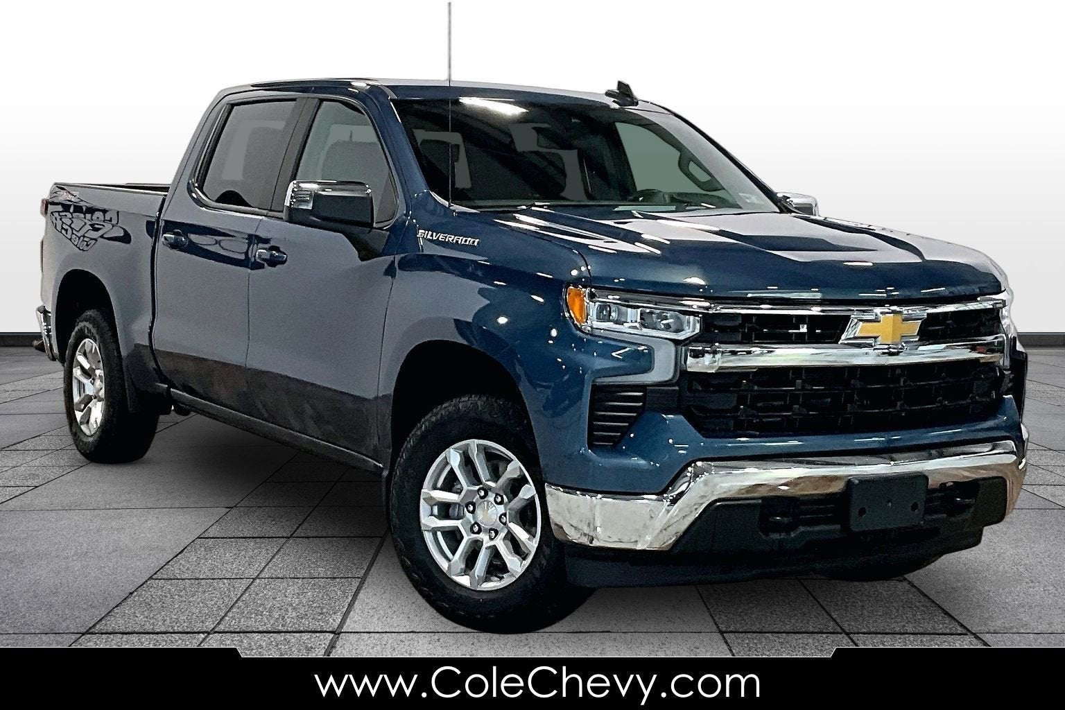 2024 Chevrolet Silverado 1500 LT (2FL)
