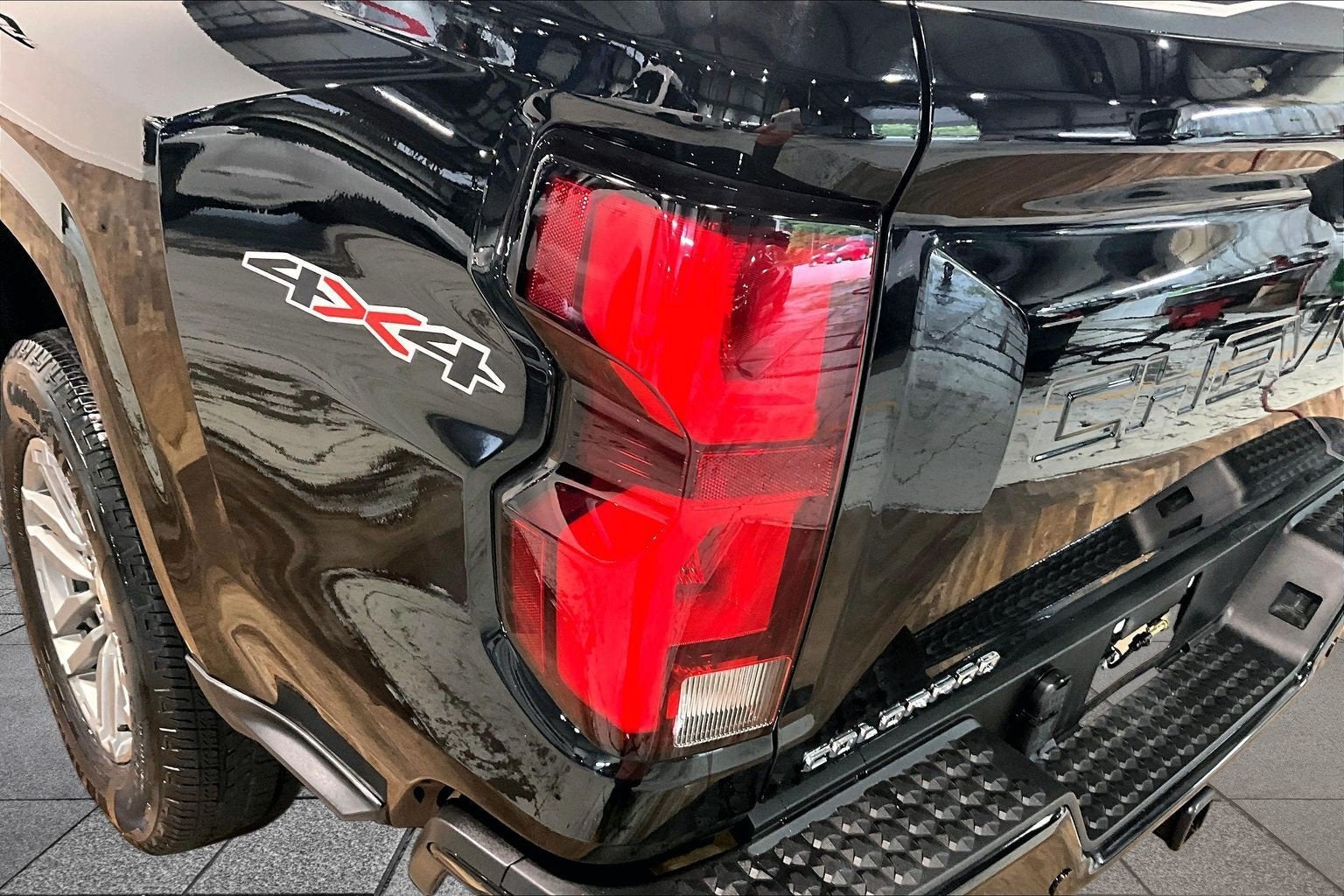 2024 Chevrolet Colorado LT
