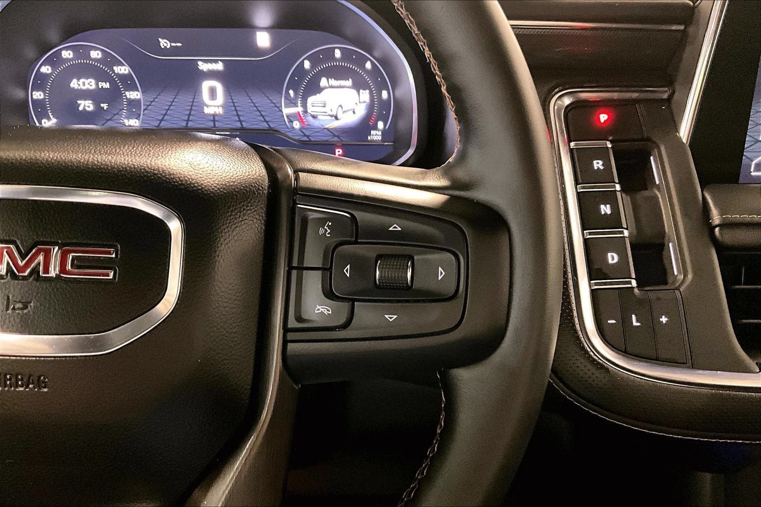 2023 GMC Yukon AT4