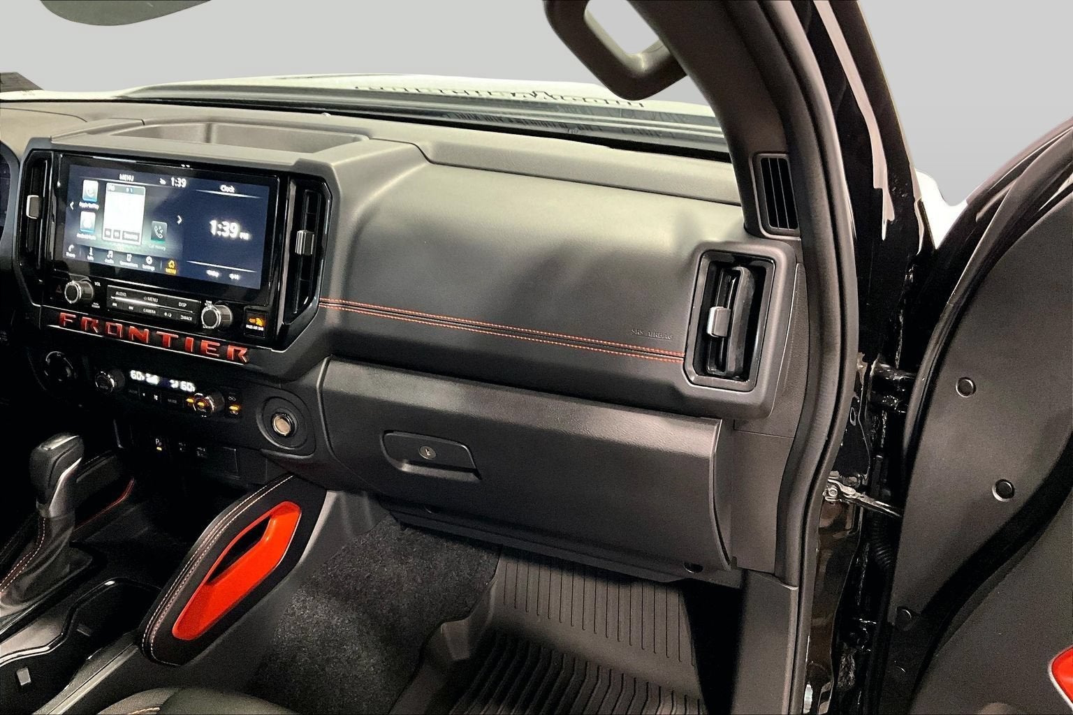 2025 Nissan Frontier PRO-4X - Photo 17