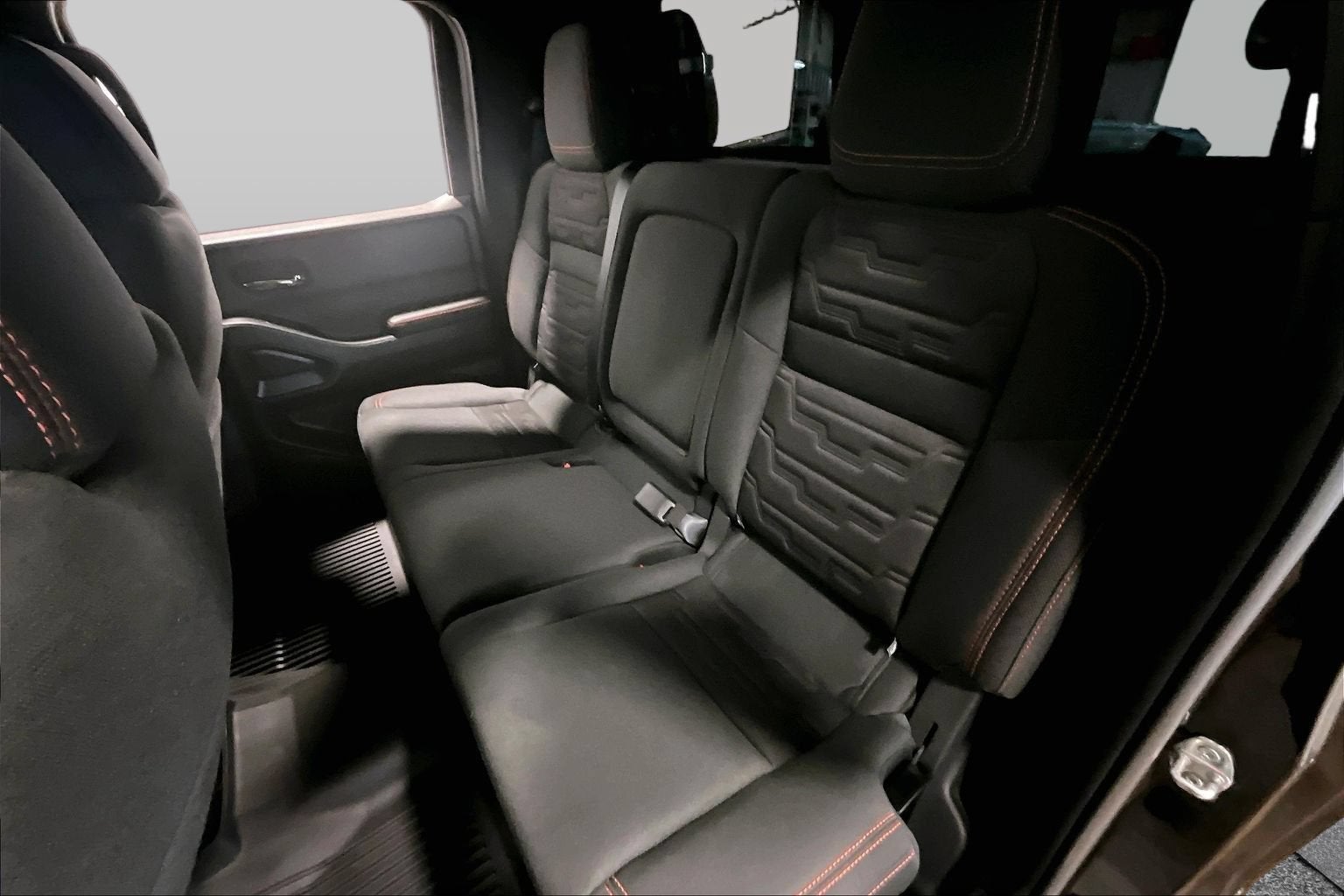 2025 Nissan Frontier PRO-4X - Photo 27