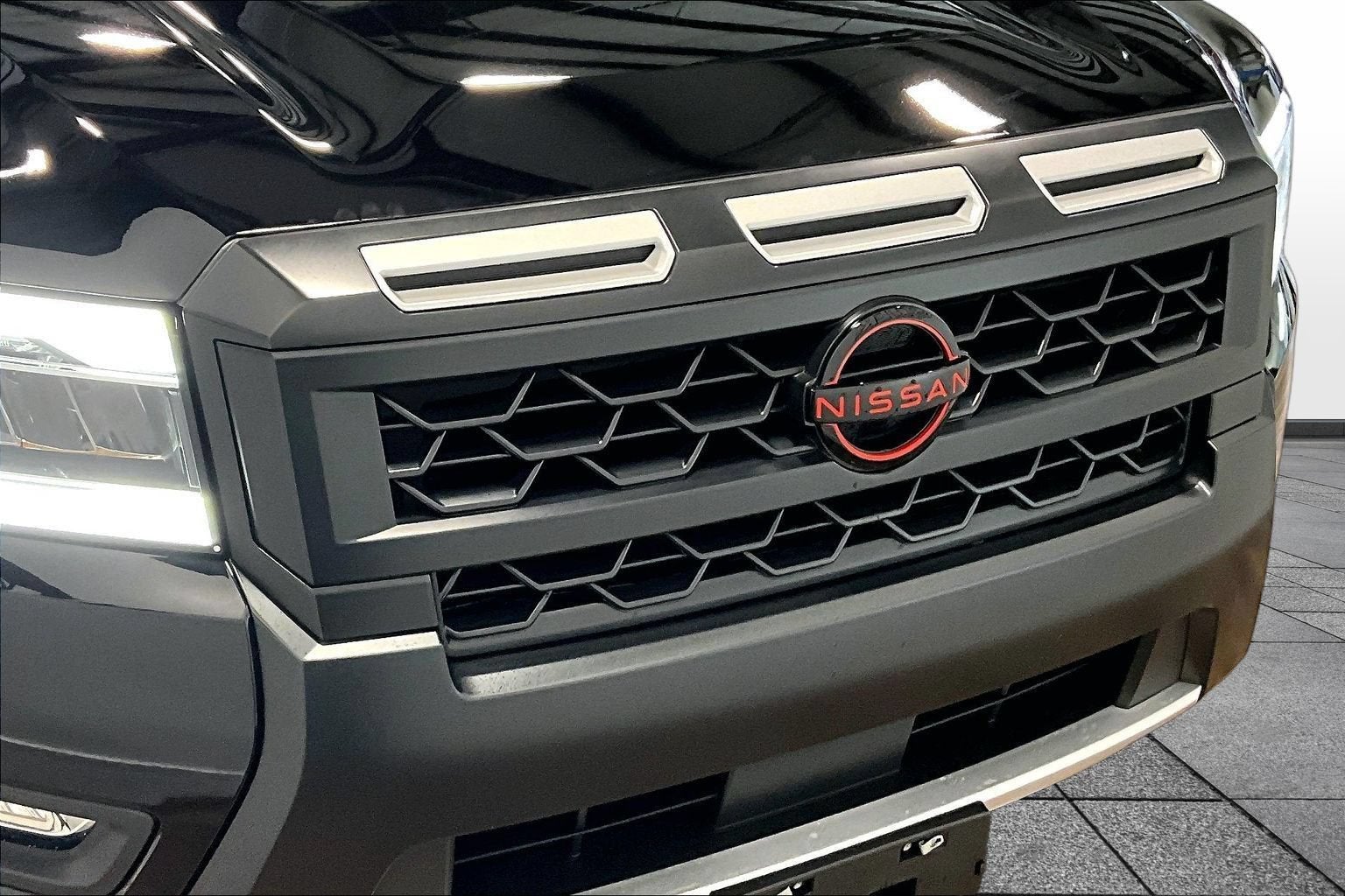 2025 Nissan Frontier PRO-4X - Photo 29