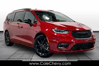 2025 Chrysler Pacifica Limited