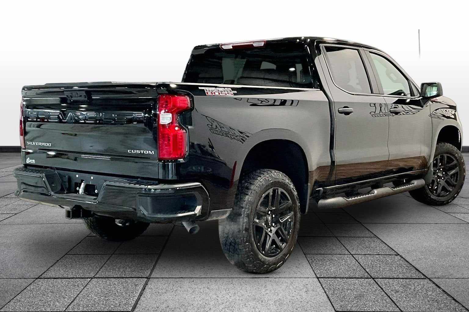 2025 Chevrolet Silverado 1500 Custom Trail Boss