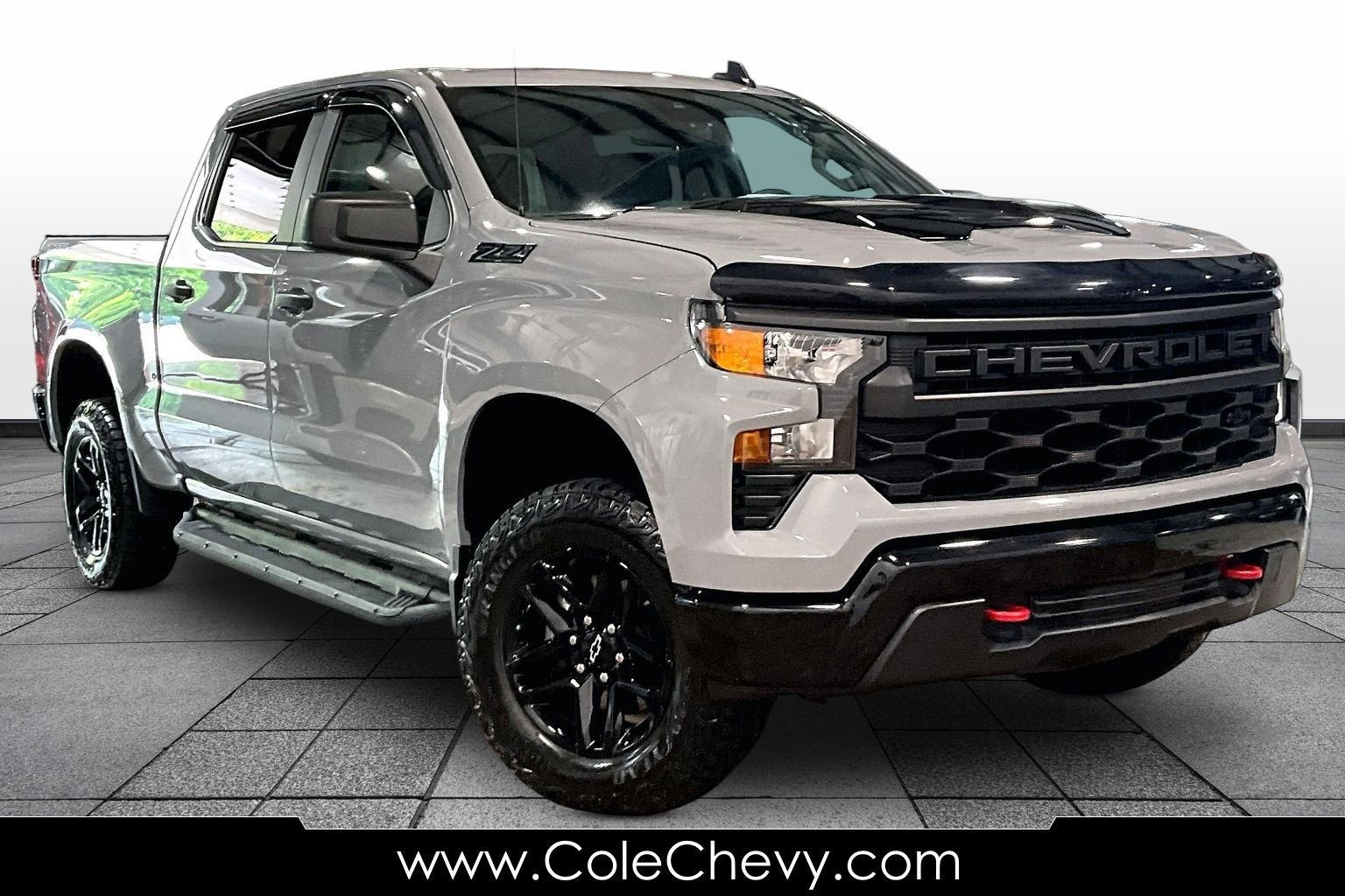2024 Chevrolet Silverado 1500 Custom Trail Boss