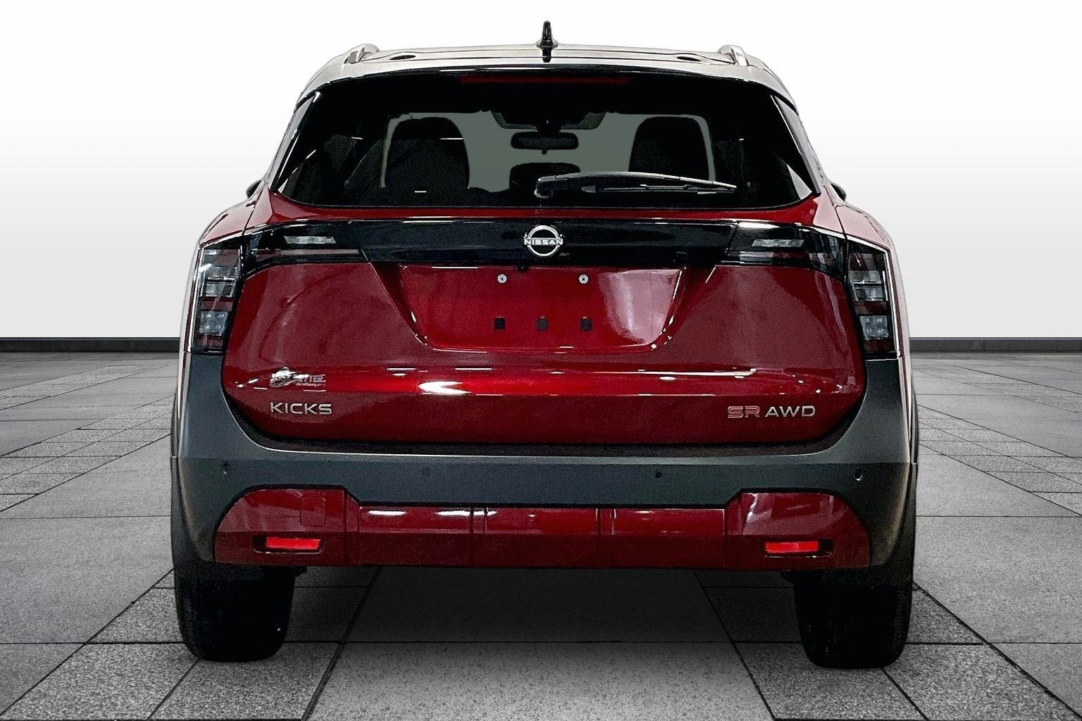 2025 Nissan Kicks SR