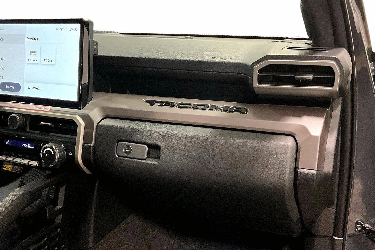 2024 Toyota Tacoma 4WD SR5