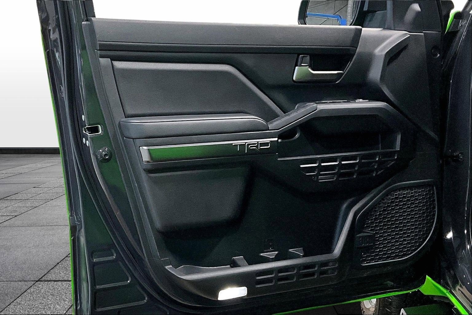 2024 Toyota Tacoma 4WD SR5