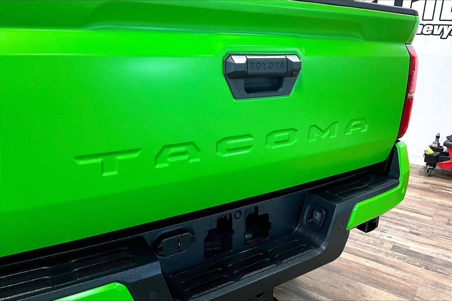 2024 Toyota Tacoma 4WD SR5