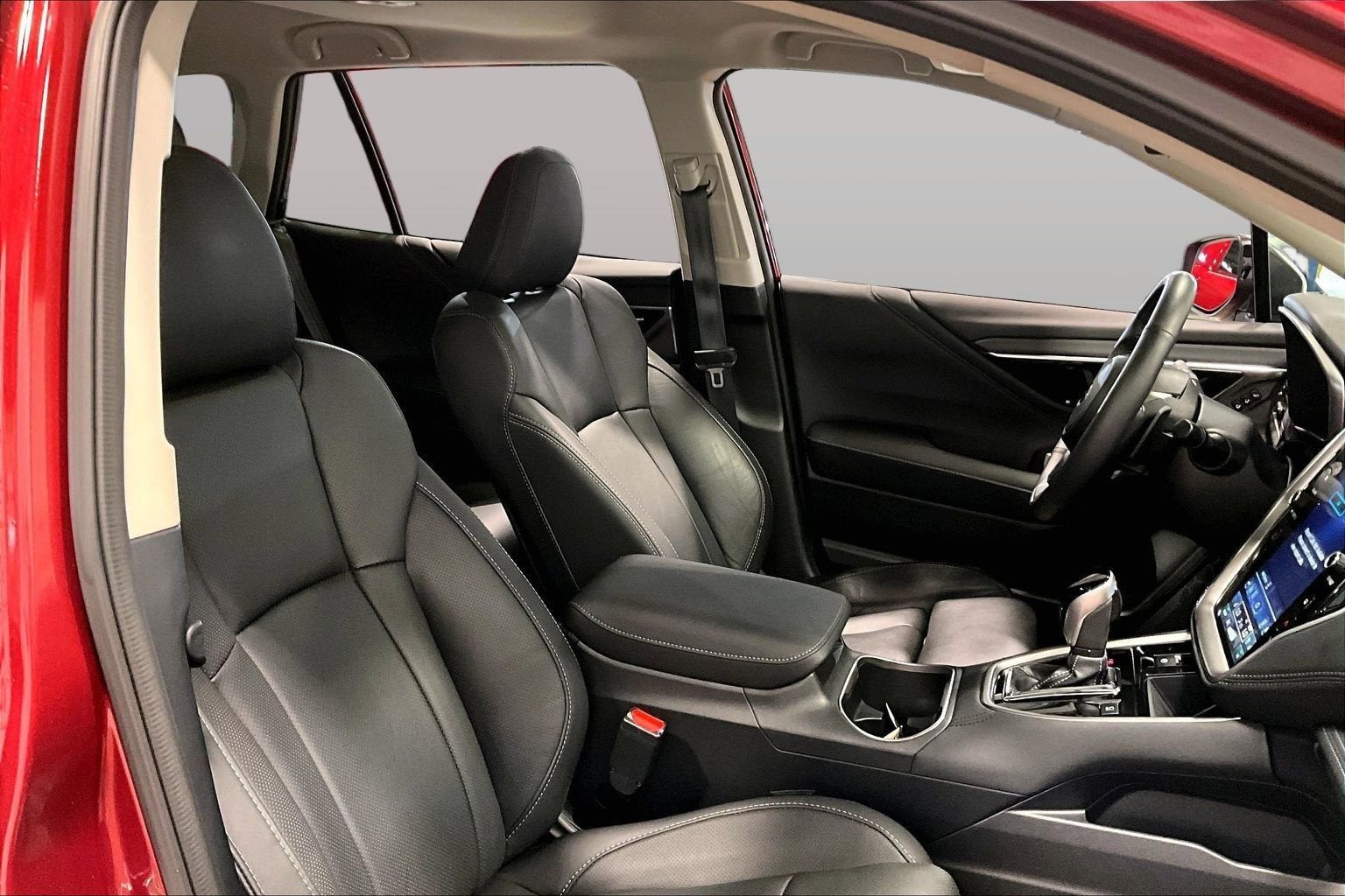 2025 Subaru Outback Touring XT