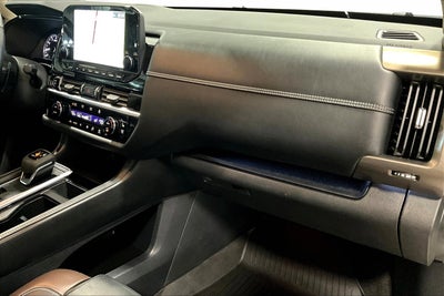 2023 Nissan Pathfinder Platinum