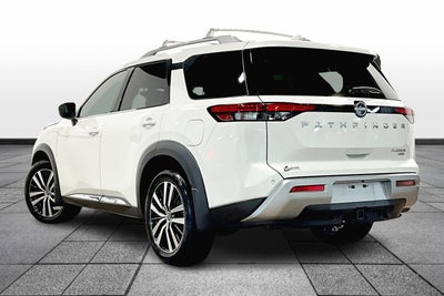 2023 Nissan Pathfinder Platinum
