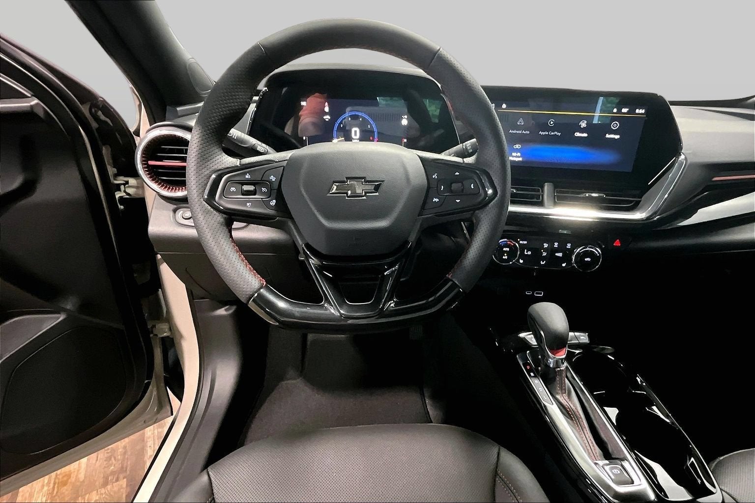 2026 Chevrolet Trax RS - Photo 16