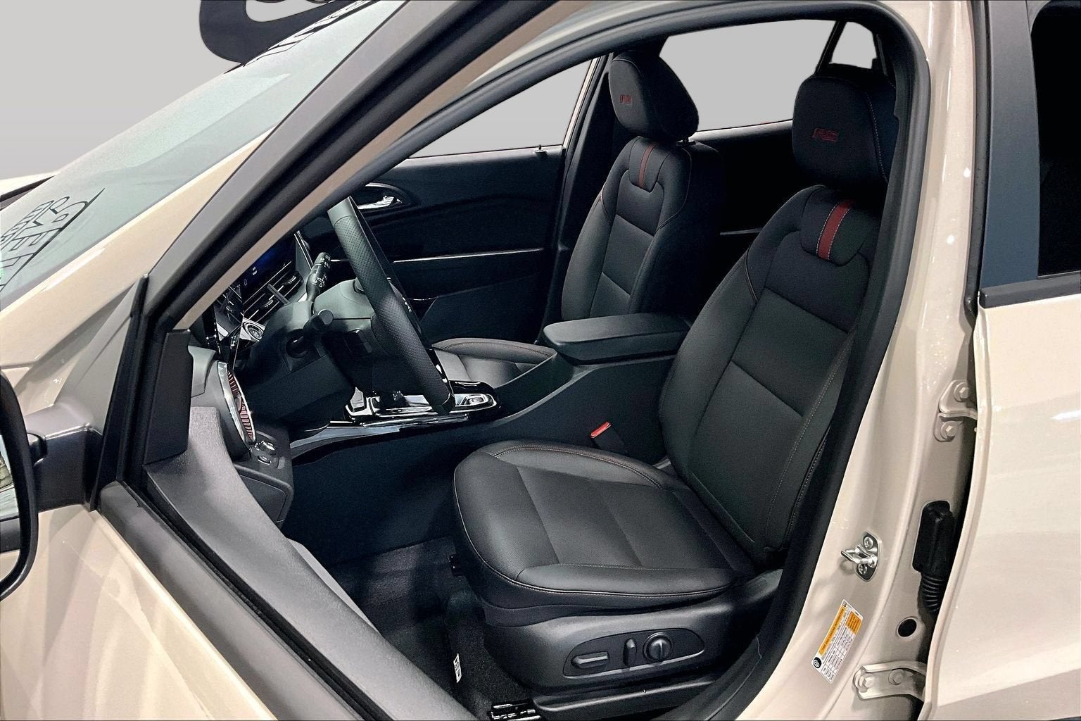 2026 Chevrolet Trax RS - Photo 26