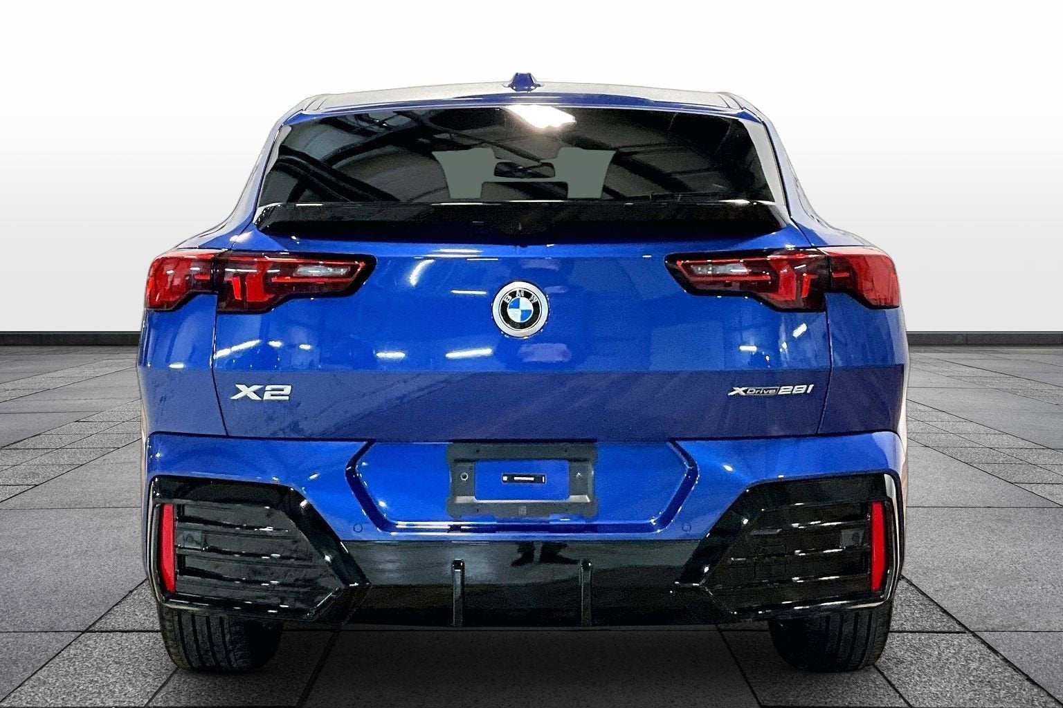 2025 BMW X2 xDrive28i
